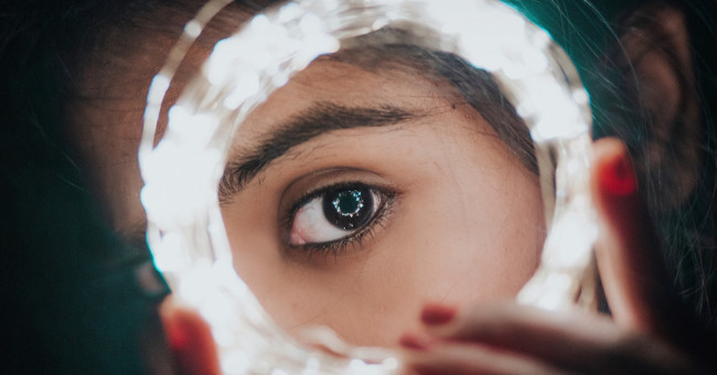 Pigments make some people suffer from photophobia