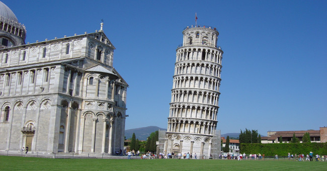 Pisa Leaning Tower - Strange architecture of the world