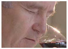 Poor sense of smell may be a sign of Alzheimer's disease