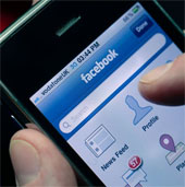 Positive emotions are more easily spread via Facebook than negative
