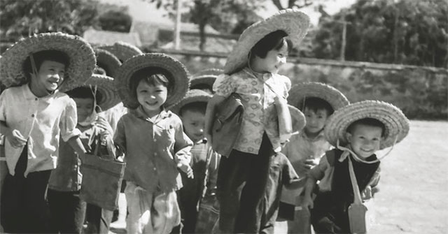 Precious photos of the opening ceremony in the 1960s and 70s