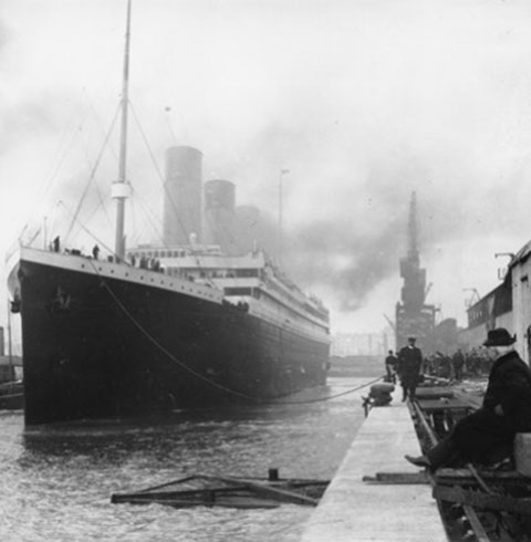 Precious photos of the Titanic tragedy
