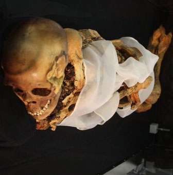 Princess mummy 'causes earthquakes'