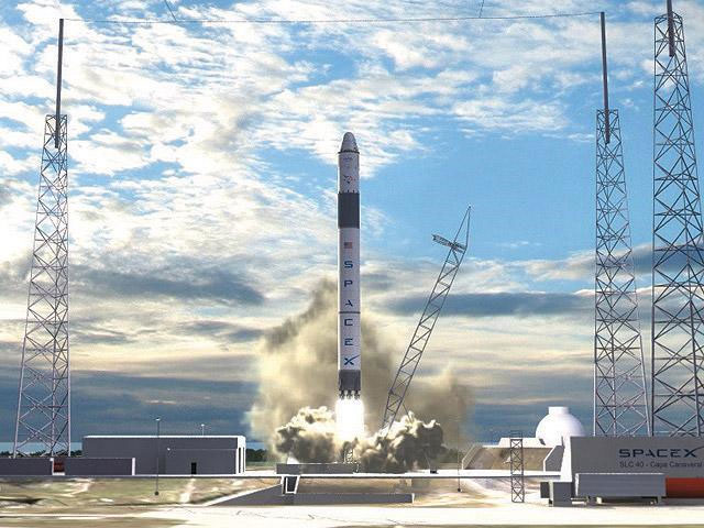 Private take the spacecraft to the international space station