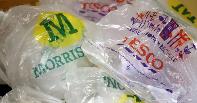 Produce 'environmental bags' from shrimp shells
