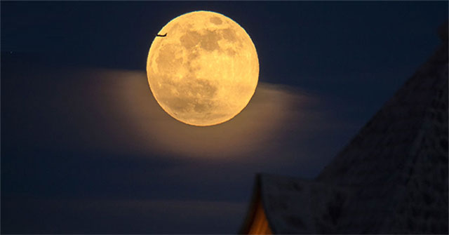 Proposal of Russian scientists: Deep drilling on the Moon