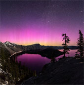 Purple aurora in America