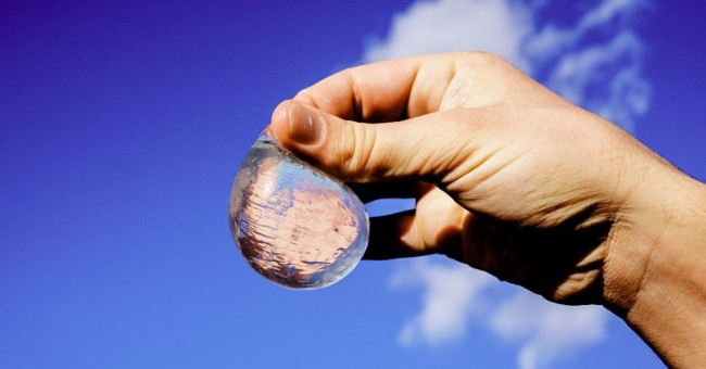 Put away all plastic bottles because now you can 'eat water' in a new way
