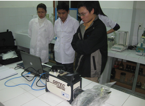 Radiation test for seafood imported from Japan