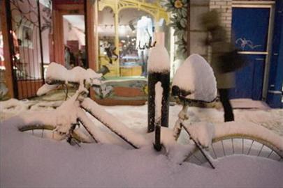Rain storm in North America, record sunshine in Germany