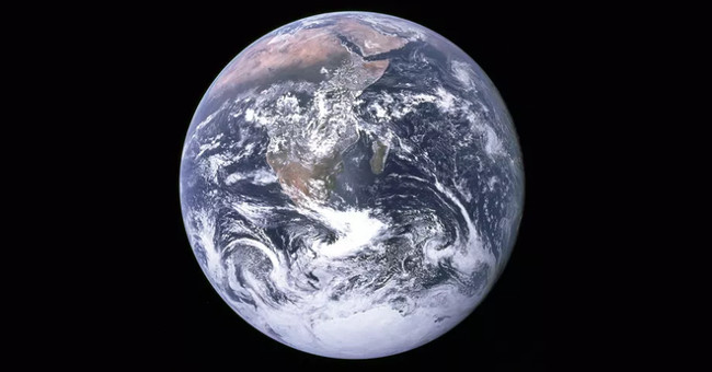 Rapper calls $ 1 million to launch the satellite to prove the Earth is flat