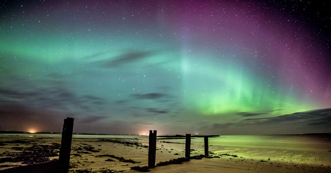 Rare aurora phenomenon occurs in the US