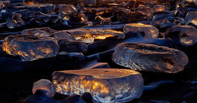 Rare phenomenon: Thousands of