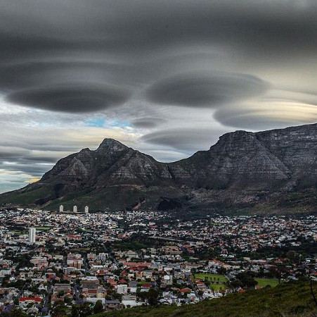 Real damage 'UFO' story to visit South Africa