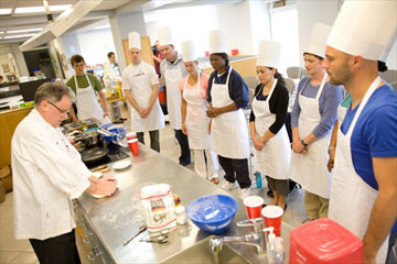 Recruiting chefs to cook for astronauts on Mars