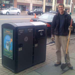 Recycle Bin using solar energy