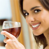 Red wine helps prevent tooth decay