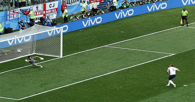 Research penalty shots, What does Stephen Hawking see?