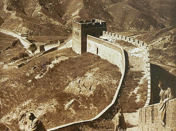 Reveal more ruins of Van Ly Truong Thanh after 2000 years