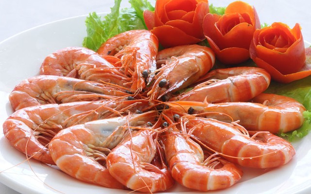 Risk of death when combining shrimp with vitamin C