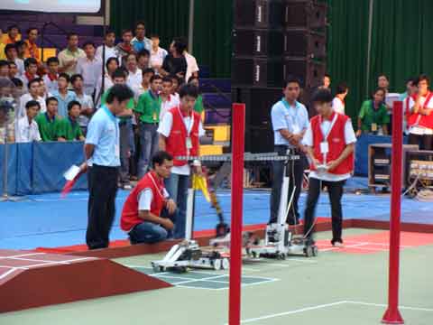 Robocon 2011 Final: Promising promise