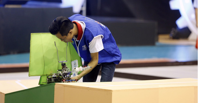 Robocon 2016: 'Unbeatable monument' Lac Hong first smells of losing