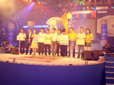 Robocon finals: Hanoi University of Industry won the first prize