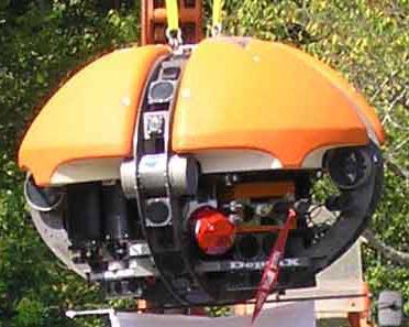 Robot explores the depths of the sea beyond the Earth