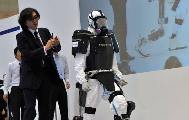 Robot framework for nuclear power plant workers