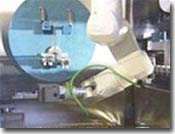 Robot mixing pharmaceutical chemicals