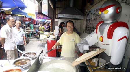 Robot sells noodles