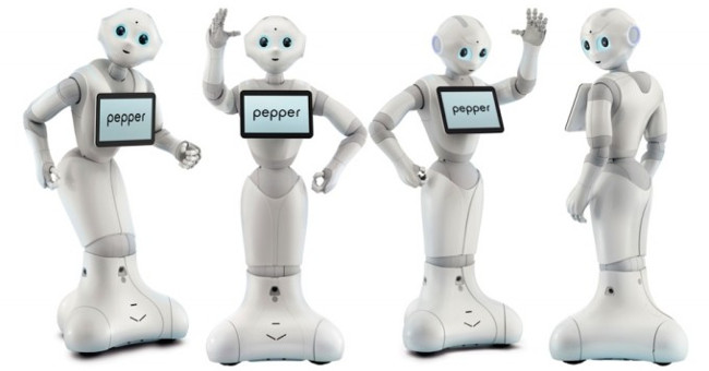 Robot welcomes patients in 20 languages