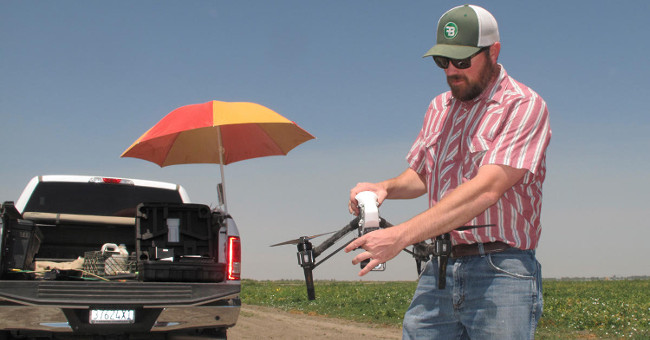 Robots save every drop of irrigation water during the dry season