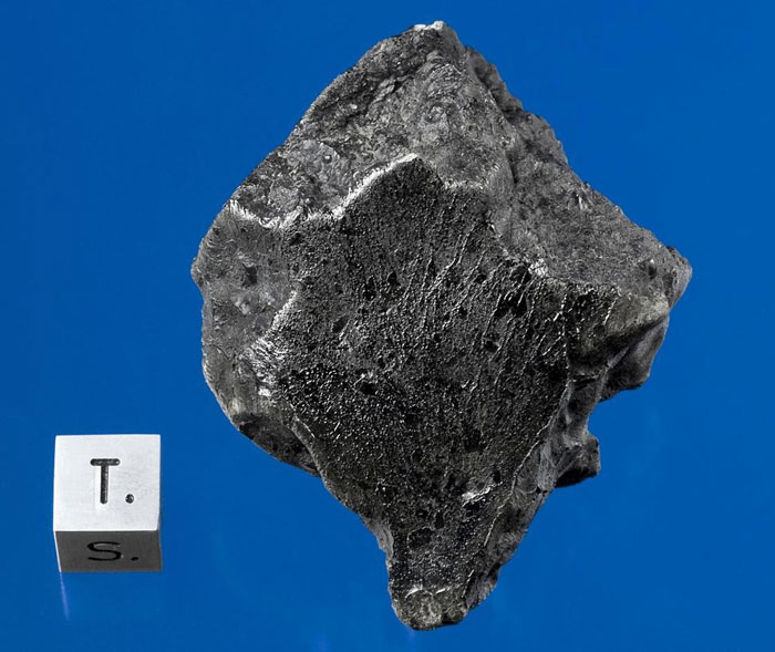 Rock from Mars falls to earth