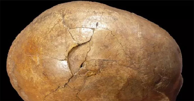 Romania: A 33,000-year-old skull cracked revealing a scary story