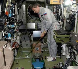 Russian astronauts play golf on the universe