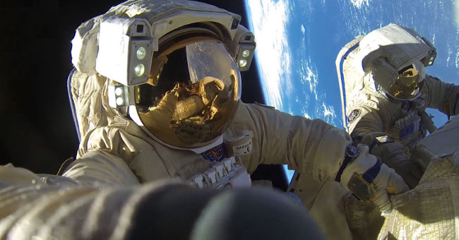 Russian scientists will turn the out breath of astronauts into water