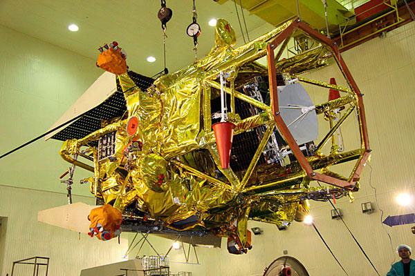 Russian spacecraft discharges 12 tons of poison to the ground?