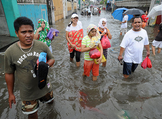 Saola storms hit Taiwan, 6 people were killed
