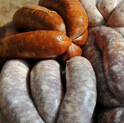Sausages and bacon reach the top of foods that can cause cancer