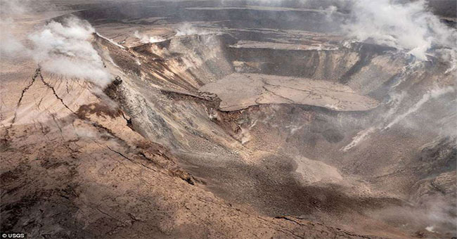Scary pictures in Hawaii crater
