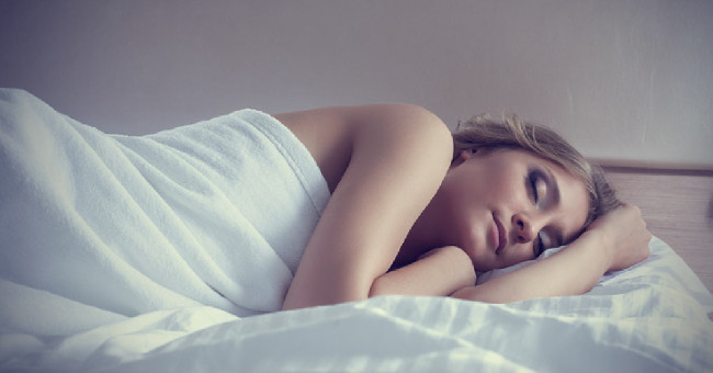Science finds the exact number of hours of sleep every night making you the happiest