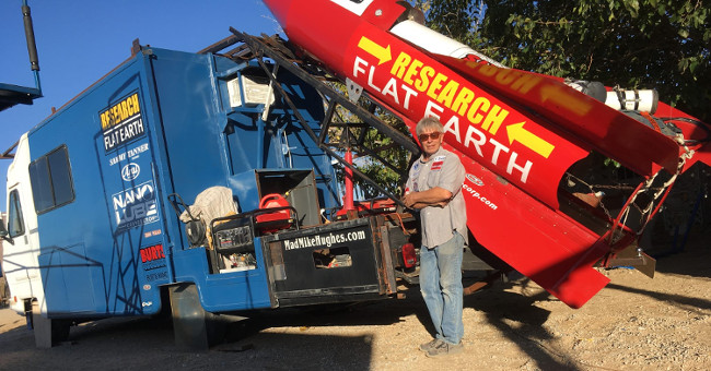 'Scientist' flies with the rocket to prove ... The earth is flat