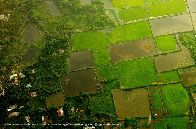 Seeing the beauty of the country from the vertical