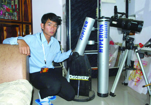 Self-made telescope watching the stars
