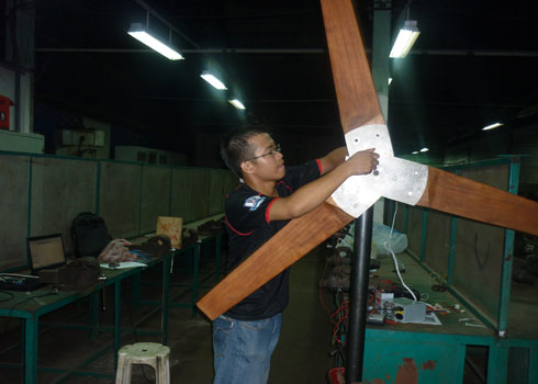 Self-winding machine for deep-lying people