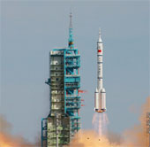 Shenzhou 10 and the space race