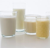 Should choose milk according to nutritional needs