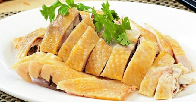 Should eating white chicken or brown chicken?