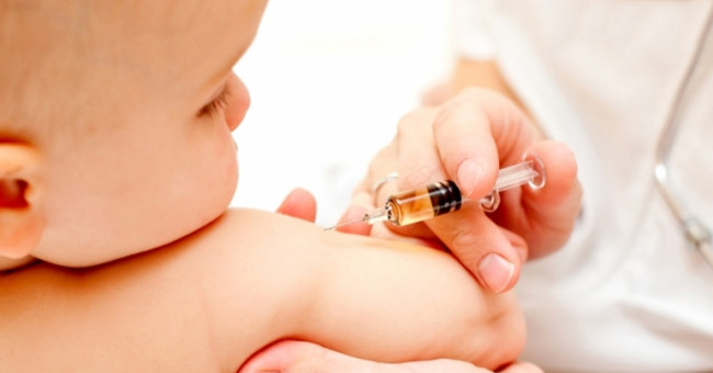 Signs of complications after vaccination should be noted